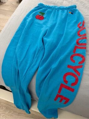 Aviator Nation for Soul Cycle
Size large 
Excellent condition